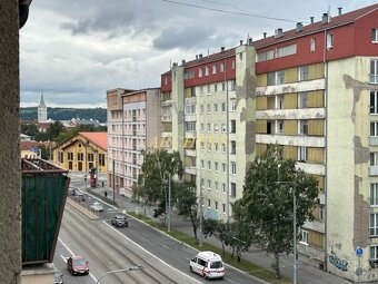 2 IZBOVÝ BYT TEHLA ,  59 m2 - ČSL. ARMÁDY - KE - STARÉ MESTO - 20