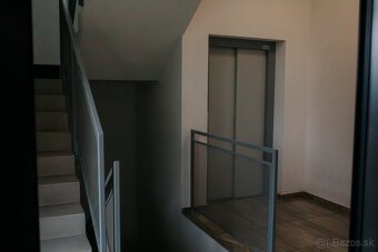 Novostavba Švermova Banska Bystrica, menší 2 izbový byt 44,6 - 20