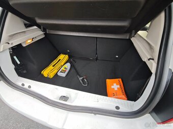 Dácia Sandero Stepway 0.9tce, 2014 - 20