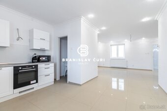 NEPREHLIADNITE – NOVÁ CENA: Predaj 3-izbový rodinný dom, Vyš - 20