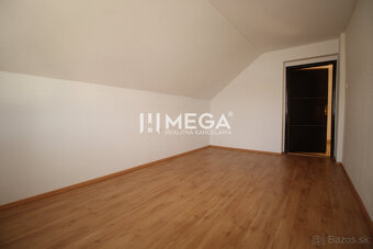 NA PREDAJ: Výnimočná nehnuteľnosť vo Vranove nad Topľou - 20