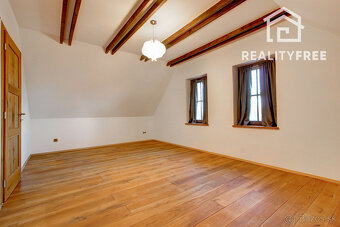 Vidiecka romantická vila na 840 m², 25 min. od Petržalky - 20