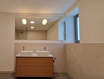 Rent a new luxury villa, 4 floors, Palisády near Bratislava  - 20