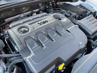 Škoda Octavia III Combi 1.6 TDI DSG°FULL LED°ODPOČET DPH° - 20