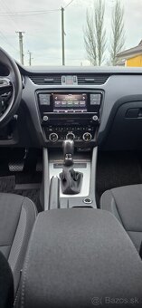 Škoda Octavia kombi M2017 AT7 - 20