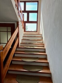 Dom vo vynikajúcej lokalite Čermáň, 8 izieb, pozemok 1490 m2 - 20