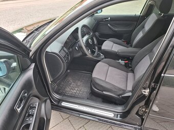 Volkswagen Golf 4 1.6 77kw benzín - 20