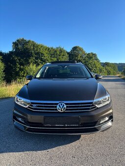 Volkswagen Passat B8 2.0tdi Rline 4motion Webasto ACC Pano - 20