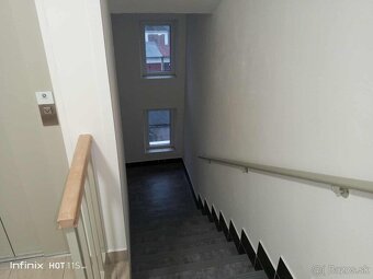 Prenajmem 1 izbový byt s lodžiou na Terase - 20