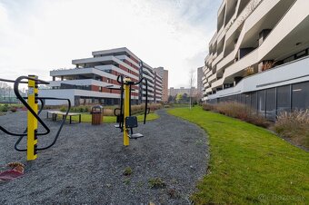 Byt v novostavbe s parkovacím miestom - 20