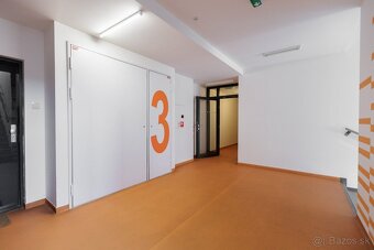 Novostavba s vysokými stropmi pri Avione + parkovacie miesto - 20