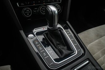 Passat Variant 2.0 BiTDI 240k Highline 4MOTION DSG - 20