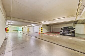 VÝNIMOČNÝ 2-IZB. BYT, TERASA 79 m², RAČIANSKE MÝTO - 20