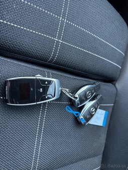 Mercedes-Benz GLA 200 d 4MATIC A/T - 20