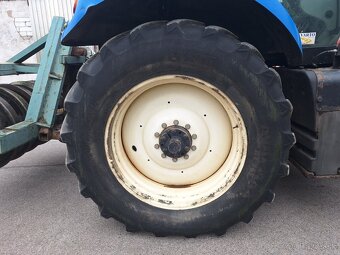 NEW HOLLAND T8010 4X4 - 20