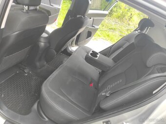 Kia Sportage 1.7 CRDi 85 kW (2011) - 20