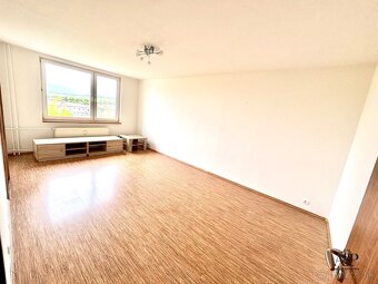 KOMPLETNE REKONŠTRUOVANÝ 2 IZBOVÝ BYT, 68m2, S. JURKOVIČA, S - 20