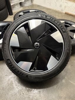 Zimná sada Volvo 5x108 R19 , 245/45/19 Volvo EX30 - 20