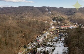 Na prenajom kompletne zariadený 2 izbový byt s balkónom - 20