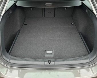 VW Golf 7 variant 2.0 TDI Highline - 20