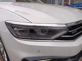 VW Passat B8 GTE Variant 1.4TSI 160kW DSG - záruka Autodraft - 20