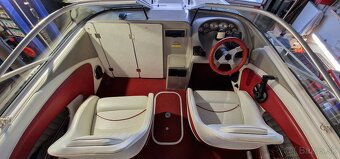 Bayliner 1851SS Capri motorový člun - 20