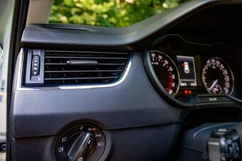 Škoda Octavia Combi 2.0 TDI Ambition 4x4 - 20