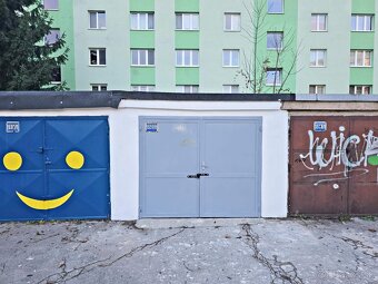 Veľmi pekná garáž s el. / TOP stav /Jakobyho / CENTRUM - 20