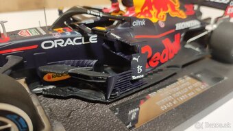 Max Verstappen 1:18 s figurkou - víťaz Monaco - 20