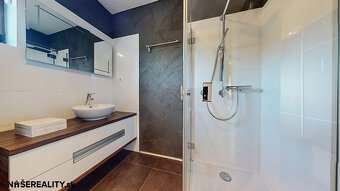 Na predaj 5-izbový rodinný dom s garážou, pivničkou a krásno - 20