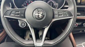 Alfa Romeo Stelvio 2.0T 148kW AT8 Q4 | TOP STAV | SR |DPH - 20