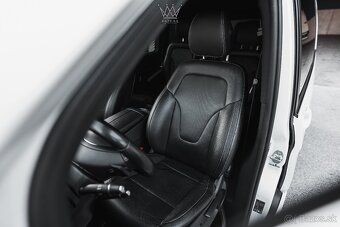 Mercedes V-class 250d Automat 7 miestny 140kw na prenájom - 20