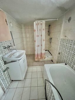 Rodinný dom v obci Kazimír, okres Trebišov - 20