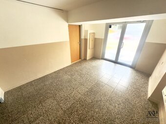 NA PREDAJ VEĽKÝ 3 IZB. BYT S BALKÓNOM, 76M2, UL., UL. L.NOVO - 20