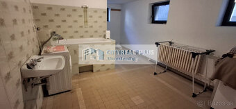 Ponúkame na prenájom 6 izbový rodinný dom v Nových Zámkoch z - 20