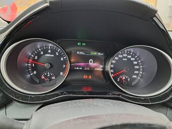 Kia Ceed Hatchback, 1.5L, 118kW, 2022 - 20