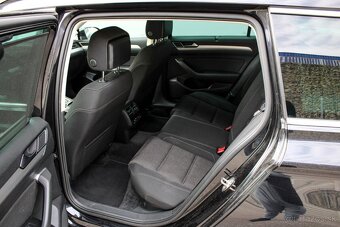 Volkswagen Passat Variant 2.0 TDI 110kW DSG - 20