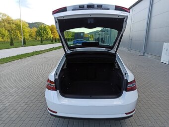 skoda superb 4x4 2.0 TDI DSG - 20
