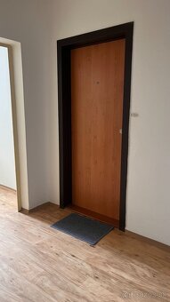 slnečný 2 izbový byt - voľný IHNEĎ - 20