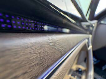 Volkswagen Touareg 3.0 V6 TDI SCR 286k elegance MATTE BLACK - 20