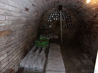 REZERVOVANÉ  zariadený rodinný dom, pozemok 1622 m2, Čaka, L - 20