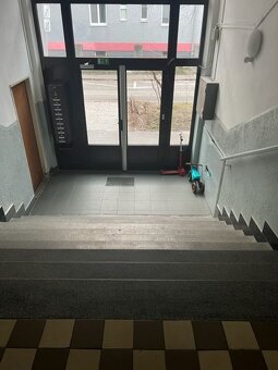 2 izb. byt,po kompletne NOVEJ rekonštrukcii, ZVOLENSKÁ ul. - 20