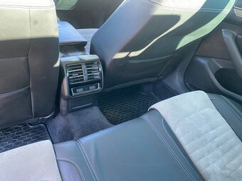 VW passat B8 2.0 tdi 140kw dsg 4x4 hightline 2017 - 20