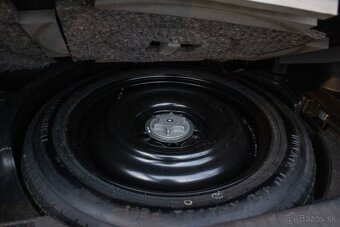 Nissan Juke 1.6 l DIG-T Tekna CVT 4x4 - 20