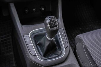 Hyundai i30 1.5i CVVT - 20