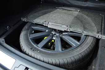 Range Rover Velar D300 HSE R DYNAMIC - 20