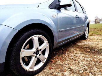 Predám Ford Focus 2 Ghia - 1.8TDCi 85kW - PO SERVISOCH - 20