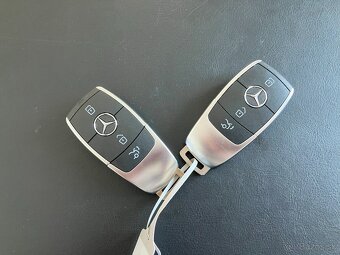 Mercedes-Benz GLC SUV 300 e 4MATIC A/T 155kW, A9, 5d - 20