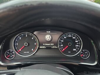 Predam Touareg 2015 Facelift 3,0Tdi 150Kw chip na 210kw plne - 20