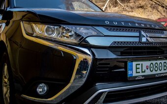 Mitsubishi Outlander PHEV 2.4 AWD - 20